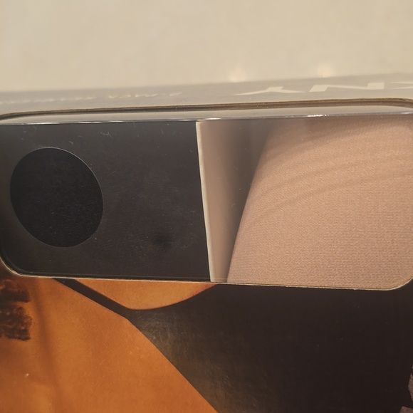 NIB DKNY 2 Pak Seamless Bra In XL - Picture 3 of 7